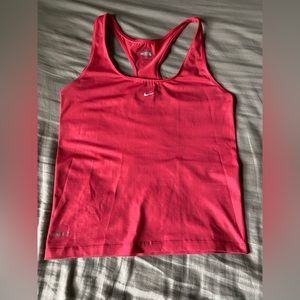 workout tank top